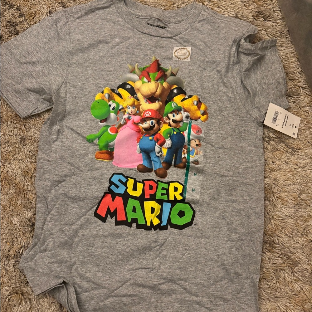 Super Mario Graphic T-Shirt
